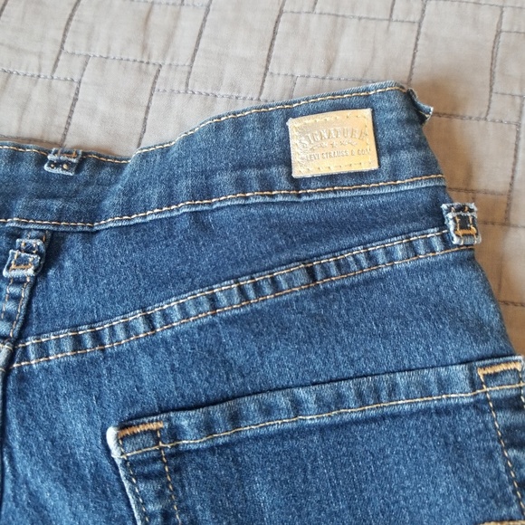 Jeans - Picture 3 of 6